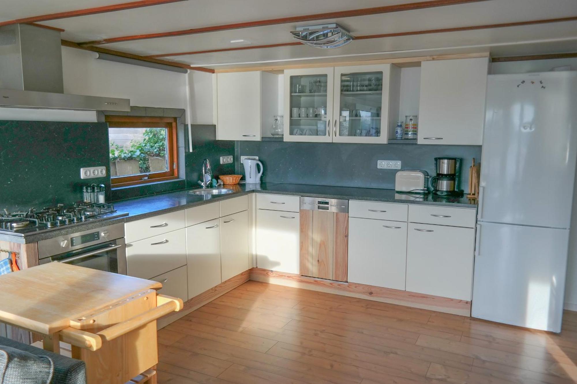 8 Pers House 'Capitein Theis' With Seaside In Front Of The Lauwersmeer Anjum Exterior foto